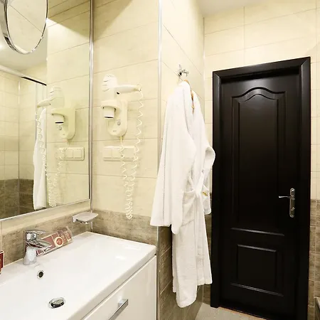Oberig Hotell